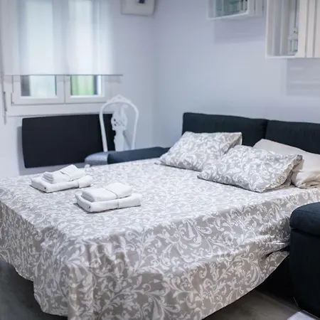 Nice + Free Parking Apartment San Sebastian